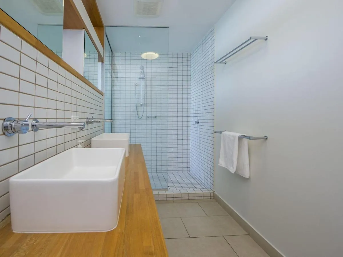 1 Bright Point Apartment 5102 Nelly Bay Australia